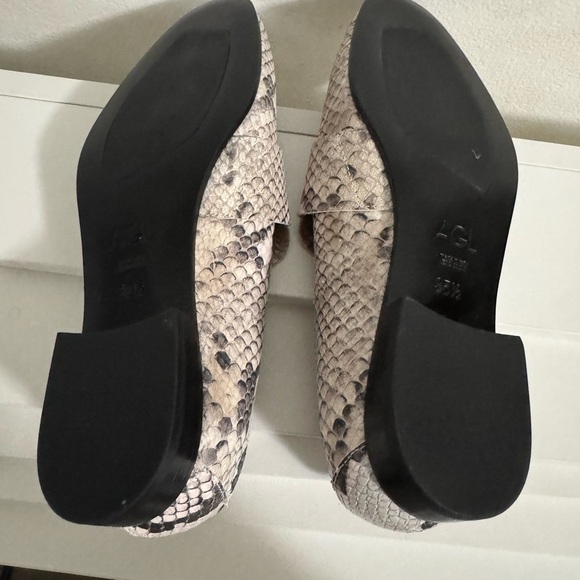 New. AGL Python Animal Print Slip On Loafers in Brown / Cream Size EU 35.5 US 5 - Picture 7 of 12
